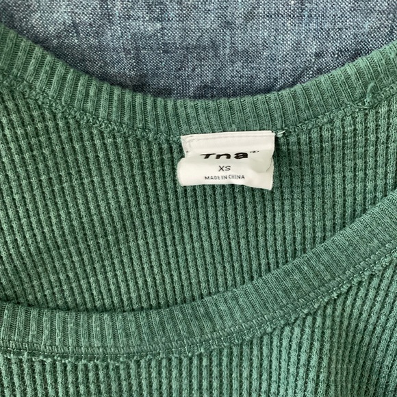 Aritzia TNA Alder Thermal, spruce green, XS - Picture 3 of 4